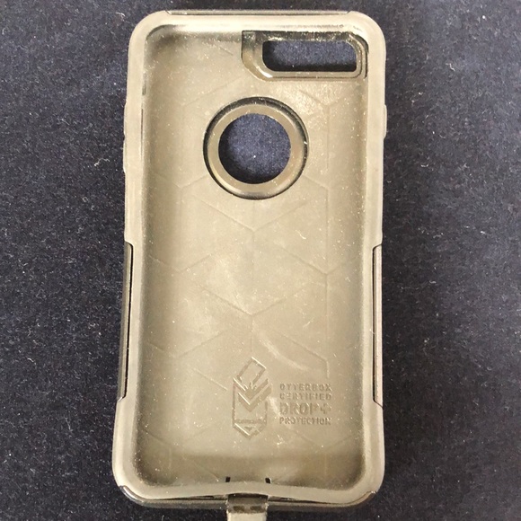 Otter Box Defender (iphone8) - Picture 2 of 2